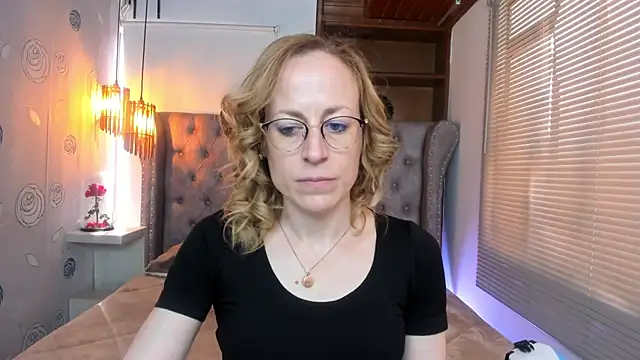 Snapshot of SammySanders chatting on February 2025 02:59:01 PM SammySanders online show from February 2025 02:59:01 PM