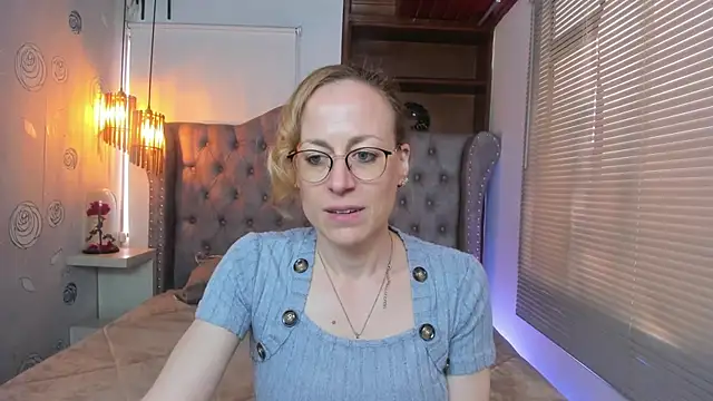 Snapshot of SammySanders chatting on February 2025 03:14:02 PM SammySanders online show from February 2025 03:14:02 PM