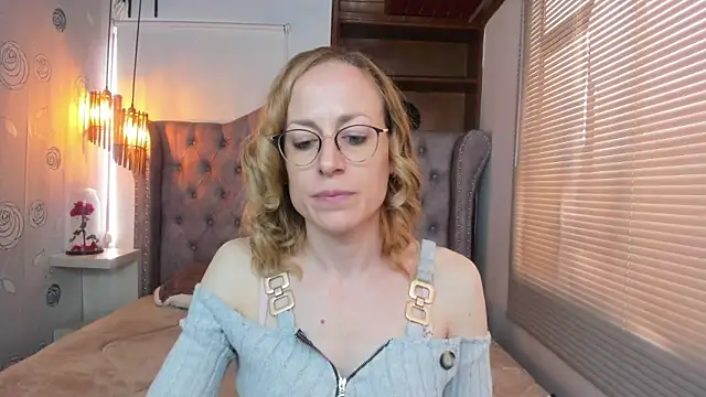 Snapshot of SammySanders chatting on March 2025 03:16:02 PM SammySanders online show from March 2025 03:16:02 PM