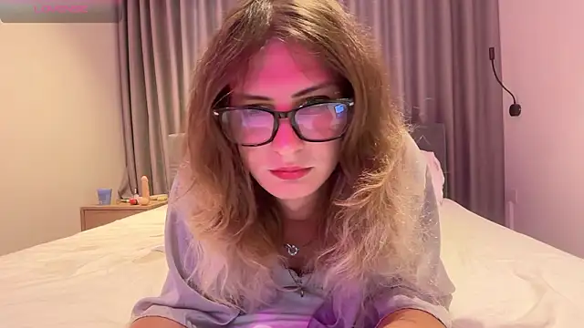 Alice Pinkhead online show from February 2026 06:51:01 AM