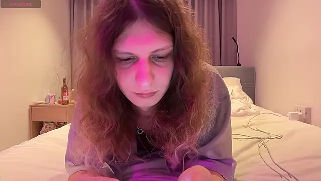Alice Pinkhead online show from June 2026 11:05:01 AM
