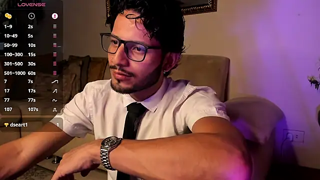 Nicholasrodrii online show from February 2025 11:48:01 PM