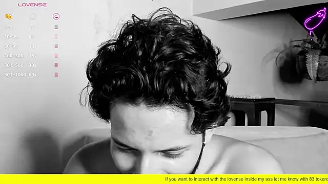 Nicholasrodrii online show from February 2025 04:26:01 AM