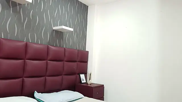 Snapshot of brianaGuzman chatting on September 2025 02:29:02 PM brianaGuzman online show from September 2025 02:29:02 PM