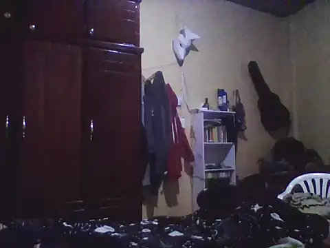 Snapshot of donvergavergara chatting on February 2026 04:23:02 AM donvergavergara online show from February 2026 04:23:02 AM