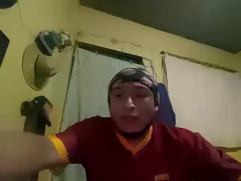 Snapshot of donvergavergara chatting on April 2026 04:07:01 AM donvergavergara online show from April 2026 04:07:01 AM