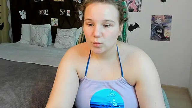 GloriaHylivi online show from December 2024 07:44:01 AM