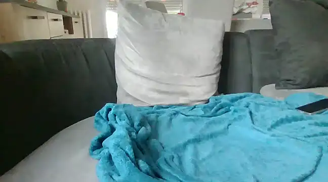 Snapshot of FablinoX chatting on February 2025 08:58:02 AM FablinoX online show from February 2025 08:58:02 AM