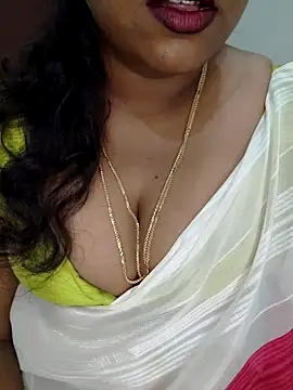 Snapshot of Sexy_Ammu_Telugu chatting on October 2025 05:44:02 PM Sexy Ammu Telugu online show from October 2025 05:44:02 PM