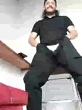 AndresSmith   online show from January 2025 03:45:01 AM