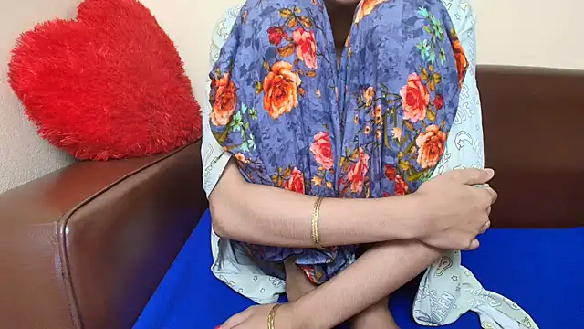 Srabontii online show from November 2025 09:51:02 AM