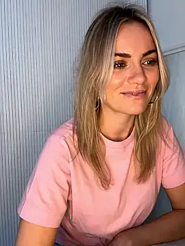 Snapshot of Milla__one chatting on January 2026 10:29:02 AM Milla one online show from January 2026 10:29:02 AM