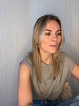 Snapshot of Milla__one chatting on February 2026 11:35:02 AM Milla one online show from February 2026 11:35:02 AM