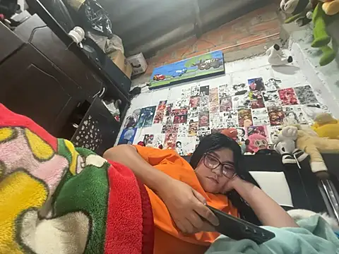 dafne19  online show from March 2026 01:33:02 AM