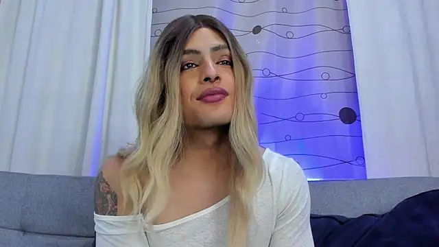 LukaCastillo online show from February 2025 07:23:01 AM