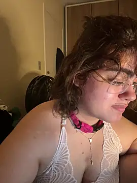 Snapshot of yudrayeb chatting on January 2025 02:22:01 AM yudrayeb online show from January 2025 02:22:01 AM