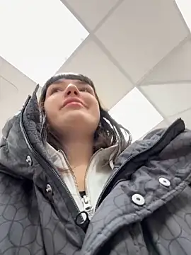 Sophie Avory online show from February 2025 12:52:02 PM