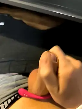 Snapshot of geilehecke1 chatting on December 2024 07:09:01 AM geilehecke1 online show from December 2024 07:09:01 AM