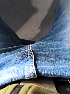 Snapshot of geilehecke1 chatting on January 2025 11:53:01 AM geilehecke1 online show from January 2025 11:53:01 AM