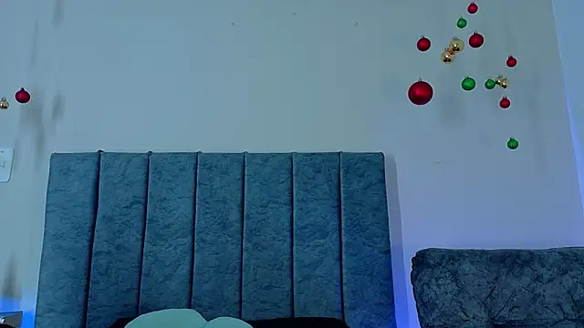 Snapshot of GabrielaMK chatting on November 2025 11:20:01 AM GabrielaMK online show from November 2025 11:20:01 AM