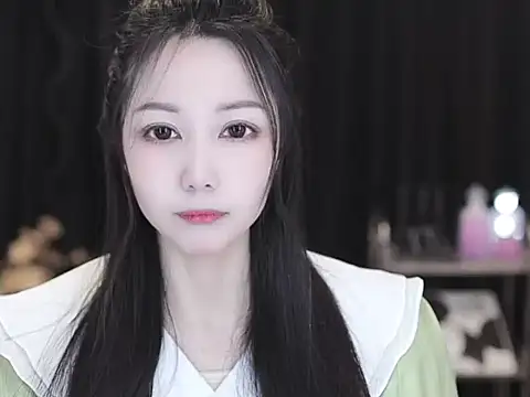 Nuyoah-77 online show from March 2026 06:51:02 AM