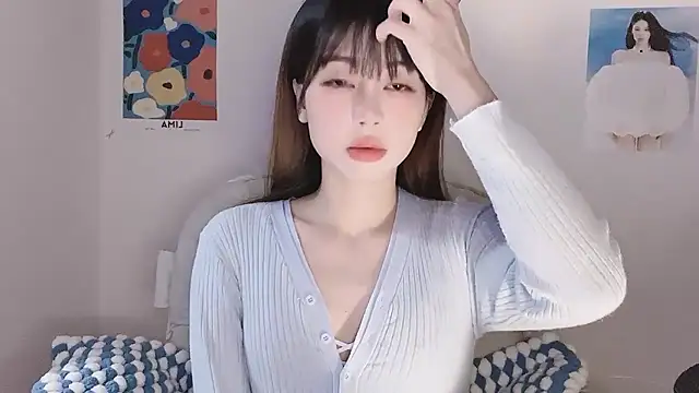 -Hottie online show from January 2026 04:01:01 PM