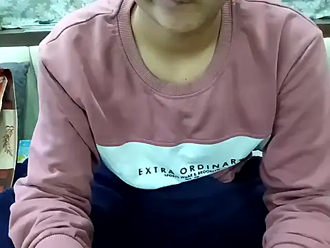 Snapshot of GoldnessAishu chatting on December 2024 06:23:02 PM GoldnessAishu online show from December 2024 06:23:02 PM