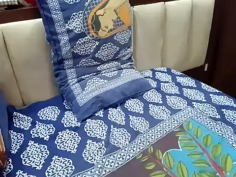 Snapshot of GoldnessAishu chatting on January 2025 08:51:01 PM GoldnessAishu online show from January 2025 08:51:01 PM