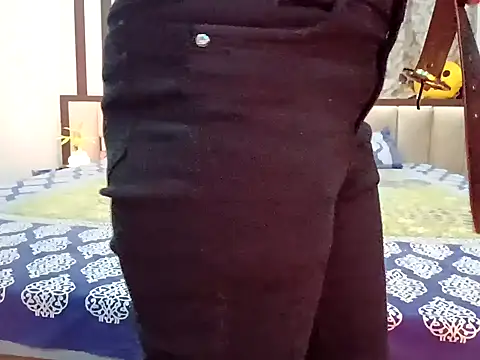 Snapshot of GoldnessAishu chatting on January 2025 02:06:01 PM GoldnessAishu online show from January 2025 02:06:01 PM