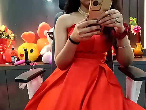 Snapshot of GoldnessAishu chatting on February 2025 06:24:02 PM GoldnessAishu online show from February 2025 06:24:02 PM