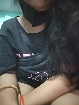 Hotty-Divya online show from July 2026 04:46:02 PM