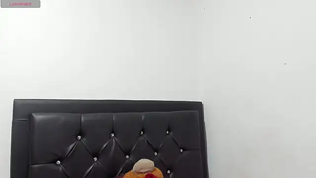 Snapshot of Natassha_brown1 chatting on December 2025 12:38:02 AM Natassha brown1 online show from December 2025 12:38:02 AM