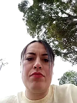 Lesly 10- online show from March 2025 12:17:01 PM