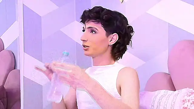 KylieMonnett online show from September 2025 11:30:02 PM