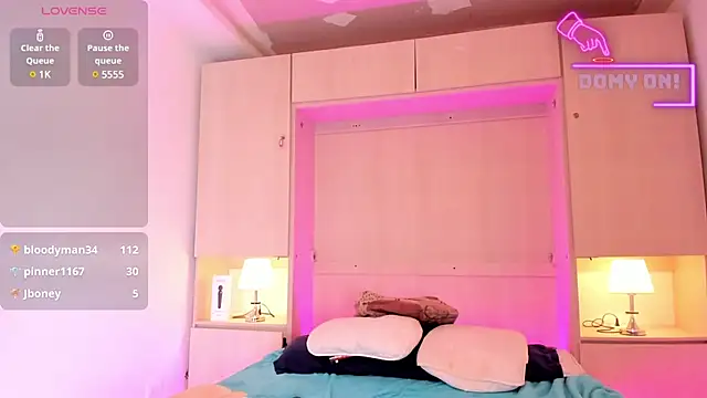 EmilyyStuart online show from February 2025 09:56:01 AM