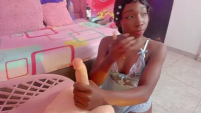 melody paris online show from November 2025 10:59:01 AM