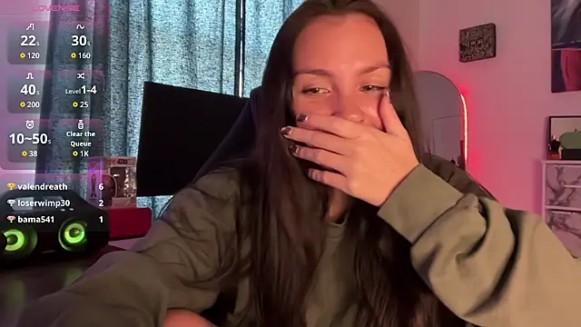 sweetsariaah online show from November 2025 06:07:01 PM