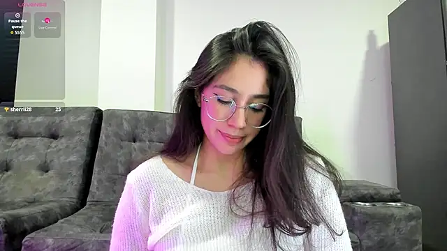 emmadiaz1 online show from October 2025 04:02:02 AM