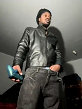 SluttyLyfe4L online show from December 2025 05:07:02 PM