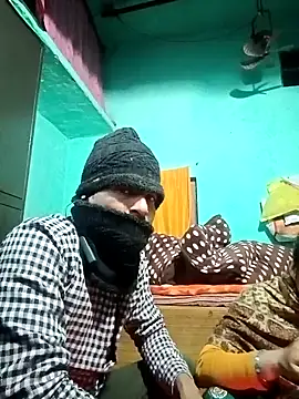 Snapshot of Lustyful_Couple chatting on January 2025 01:46:01 PM Lustyful Couple online show from January 2025 01:46:01 PM