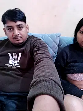 Snapshot of Lustyful_Couple chatting on January 2026 06:29:02 AM Lustyful Couple online show from January 2026 06:29:02 AM