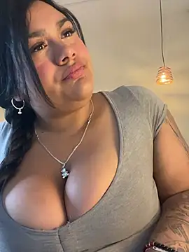 Snapshot of _Dulcinea_1 chatting on June 2026 03:52:02 AM Dulcinea 1 online show from June 2026 03:52:02 AM