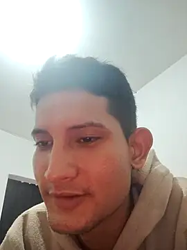 Snapshot of Valentinacuc chatting on September 2025 04:51:02 PM Valentinacuc online show from September 2025 04:51:02 PM