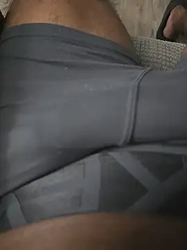 Snapshot of Keshuloveyou chatting on December 2024 07:17:01 AM Keshuloveyou online show from December 2024 07:17:01 AM