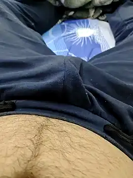 Snapshot of AndrewG_8551 chatting on December 2024 07:43:02 PM AndrewG 8551 online show from December 2024 07:43:02 PM