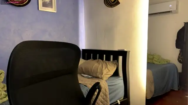 Snapshot of Xander_bonnet1 chatting on September 2025 11:54:01 AM Xander bonnet1 online show from September 2025 11:54:01 AM