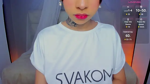 cat kitty18  online show from February 2026 12:24:01 PM