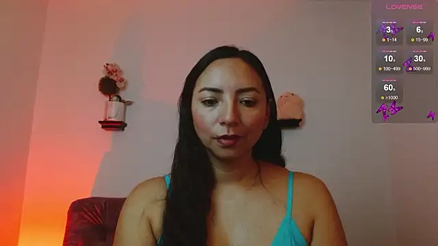 Emmi Cam online show from February 2026 07:46:01 AM