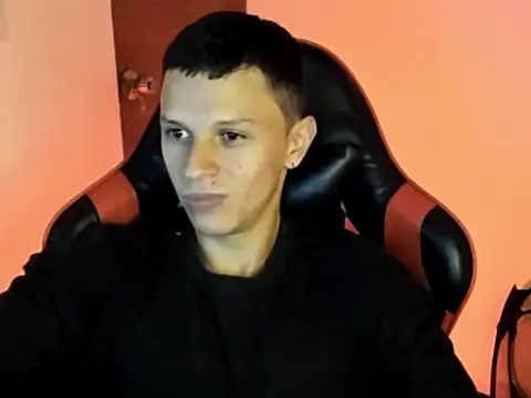 goodboy69l online show from April 2026 06:41:01 PM