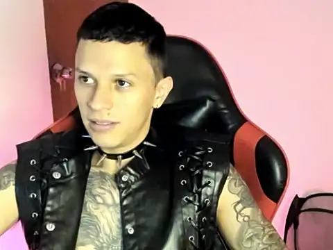 goodboy69l online show from April 2026 03:55:02 PM